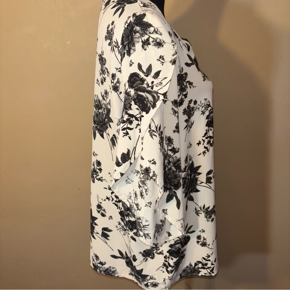 2/$30 JOUICA Women’s Floral V-Neck Tulip Sleeve Blouse Careerwear Size L - Picture 2 of 8